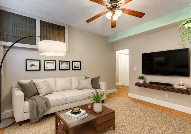 3rd image of 238 S Huntington Ave #1, Jamaica Plain, MA 02130 | MLS# 73545638