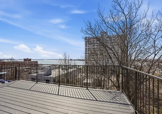 2nd image of 407 E 7Th St, South Boston, MA 02127