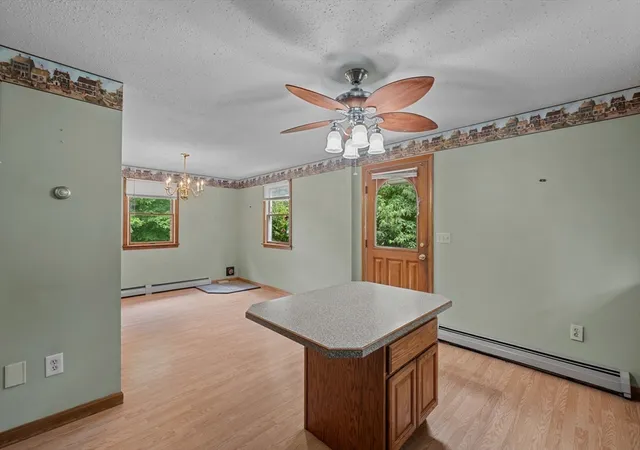 5th image of 22 Smithville Rd, Spencer, MA 01562 | MLS# 73562697