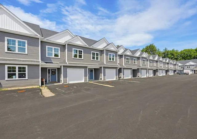 2nd image of 321 Winthrop Street #106, Taunton, MA 02780 | MLS# 73539332