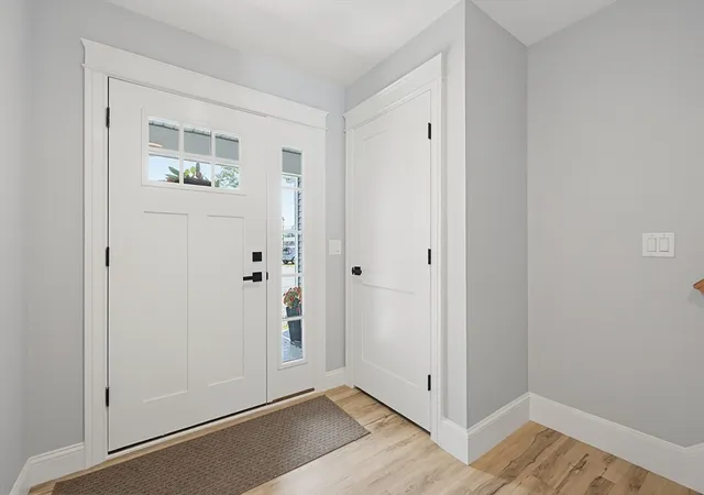 3rd image of 321 Winthrop St, Taunton, MA 02780