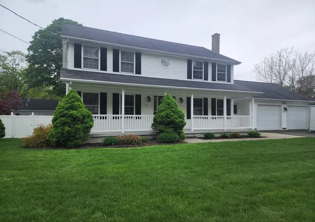 1st image of 33 Guerin St, Chicopee, MA 01020 | MLS# 73518008