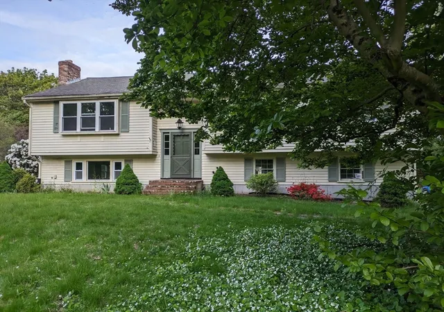 Homes for sale in Millis, MA | 33 Myrtle St, Millis, MA 02054 | MLS# 73521107