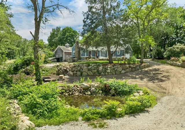 4th image of 14 Frances Hill Road, Westford, MA 01886 | MLS# 73537790