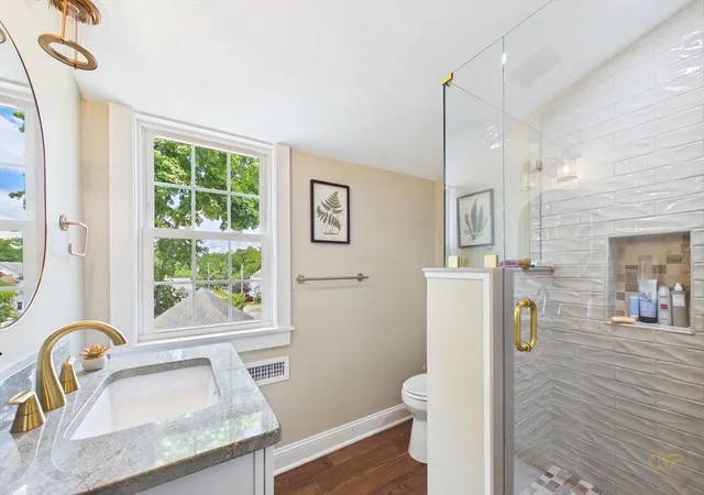 25th image of 24 Oxford Street, Fairhaven, MA 02719 | MLS# 73557995