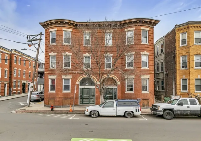 1st image of 141 Hawthorne St, Chelsea, MA 02150 | MLS# 73505519