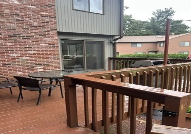 3rd image of 33 Spyglass Hill Dr #33, Ashland, MA 01721 | MLS# 73558429