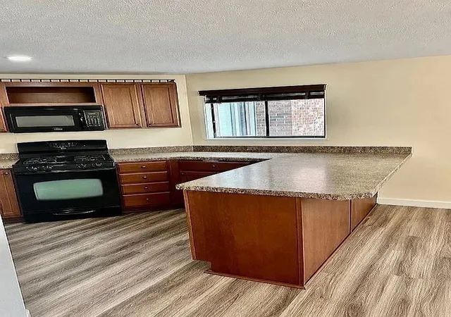 4th image of 33 Spyglass Hill Dr #33, Ashland, MA 01721 | MLS# 73558429