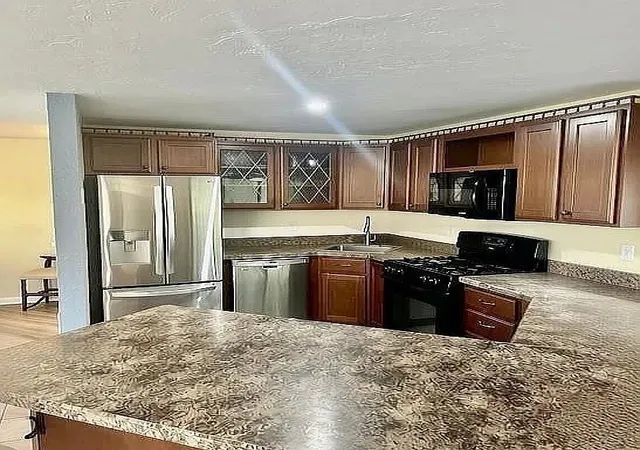 5th image of 33 Spyglass Hill Dr #33, Ashland, MA 01721 | MLS# 73558429