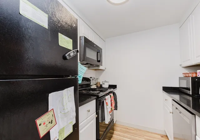 2nd image of 1933 Commonwealth Avenue #410, Brighton, MA 02135 | MLS# 73559976