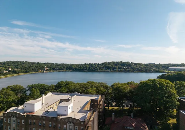 2nd image of 1933 Commonwealth Ave, Brighton, MA 02135