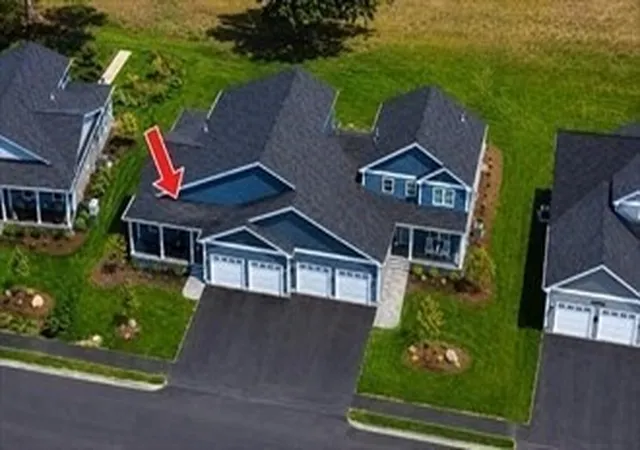 2nd image of 15 Beacon St, Wareham, MA 02558 | MLS# 73531597