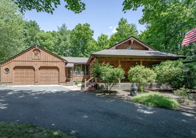 Homes for sale in Westfield, MA | 457 Montgomery Rd, Westfield, MA 01085 | MLS# 73538092