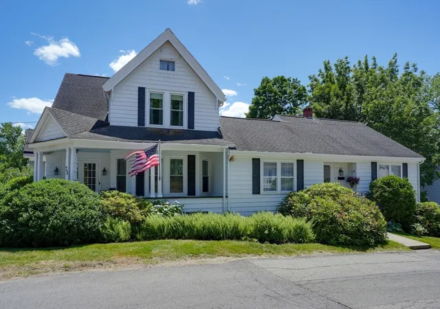 Homes for sale in Marlborough, MA | 73 Commonwealth Avenue, Marlborough, MA 01752 | MLS# 73534779
