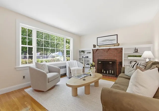 Homes for sale in Lynnfield, MA | 490 Main Street, Lynnfield, MA 01940 | MLS# 73528528