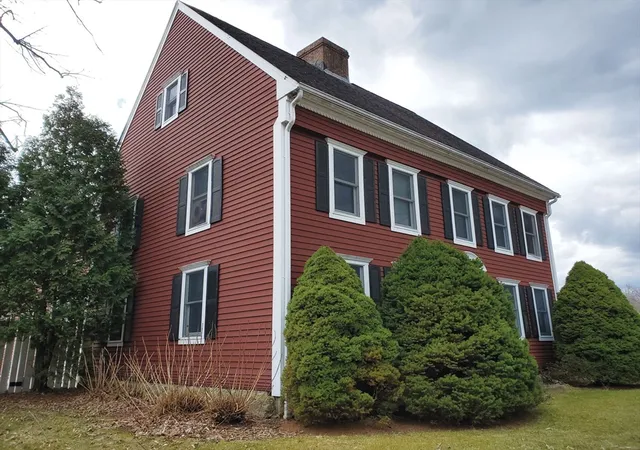 3rd image of 64 Arch St, Westborough, MA 01581 | MLS# 73538321