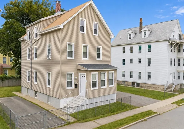 1st image of 17 Salisbury St, New Bedford, MA 02744 | MLS# 73556734