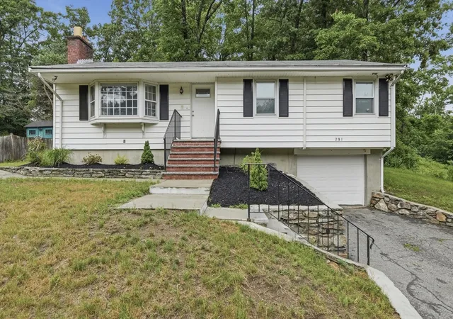 Homes for sale in Millbury, MA | 281 Riverlin St, Millbury, MA 01527 | MLS# 73541196