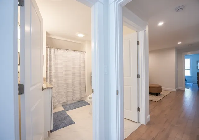 4th image of 37 Crestwood Circle #37, Rochester, MA 02770 | MLS# 73507390