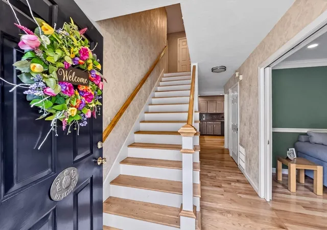 3rd image of 16 Wadsworth Rd, Ashland, MA 01721 | MLS# 73553345