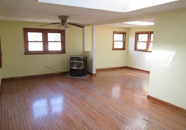 Homes for sale in Grafton, MA | 128 Adams Road, Grafton, MA 01536 | MLS# 73520954