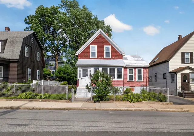 Homes for sale in Winthrop, MA | 95 Marshall St, Winthrop, MA 02152 | MLS# 73539637
