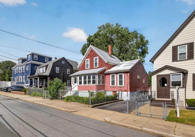 Homes for sale in Winthrop, MA | 95 Marshall St, Winthrop, MA 02152 | MLS# 73539637