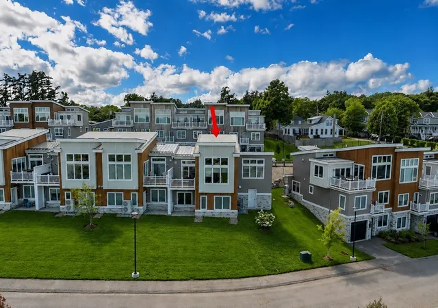 Homes for sale in Laconia, NH | 49 Vantage Point Dr #1, Laconia, NH 03246 | MLS# 73540528