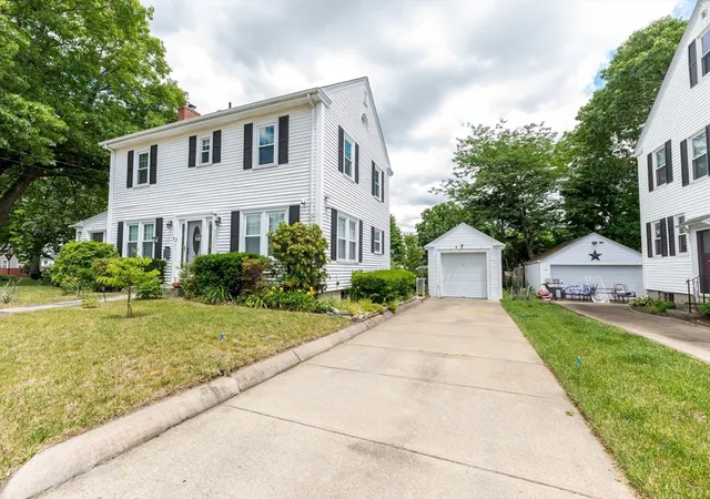 Homes for sale in Cranston, RI | 73 Western Promenade, Cranston, RI 02905 | MLS# 73548996