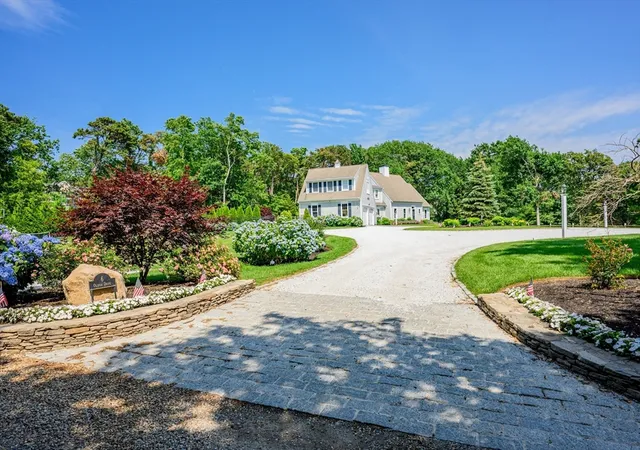 3rd image of 6 Oliver Dr, Dennis, MA 02641 | MLS# 73560423