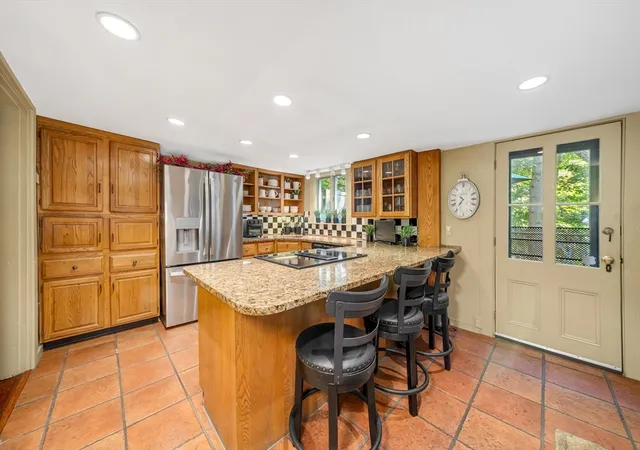 Photo 3 of Sale Pending at 5 Lincoln St, Andover, MA 01810 | MLS# 73563299 | Listing updated on 2026-08-20
