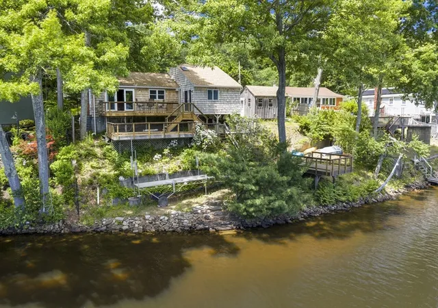 1st image of 12 Roberts Park Rd, Holland, MA 01521 | MLS# 73539456