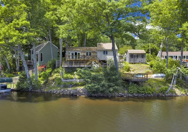 24th image of 12 Roberts Park Rd, Holland, MA 01521 | MLS# 73539456