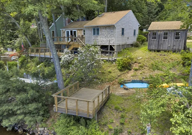 4th image of 12 Roberts Park Rd, Holland, MA 01521 | MLS# 73539456