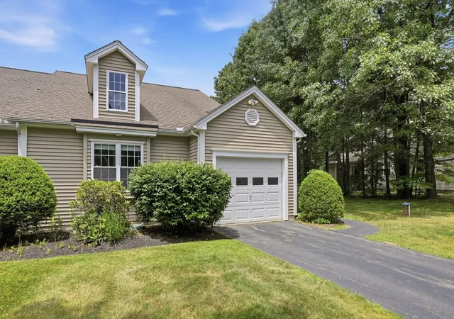Homes for sale in Lancaster, MA | 12 Meditation Ln #10B, Lancaster, MA 01523 | MLS# 73543114