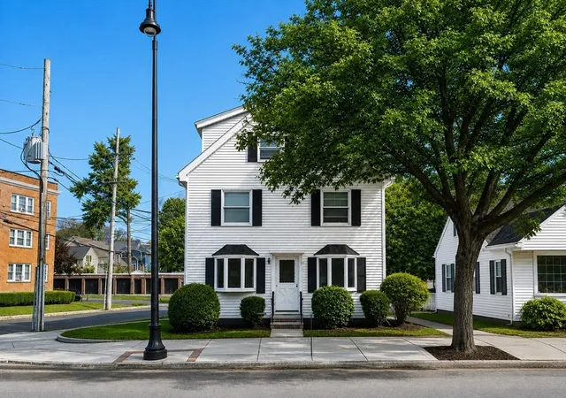 1st image of 306 Main Street, Wakefield, MA 01880 | MLS# 73564750