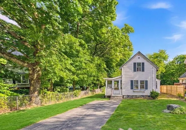 Homes for sale in Stoneham, MA | 50 Marble St, Stoneham, MA 02180 | MLS# 73538992