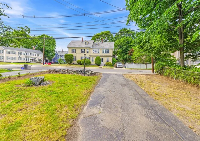 Homes for sale in Stoneham, MA | 50 Marble St, Stoneham, MA 02180 | MLS# 73538992