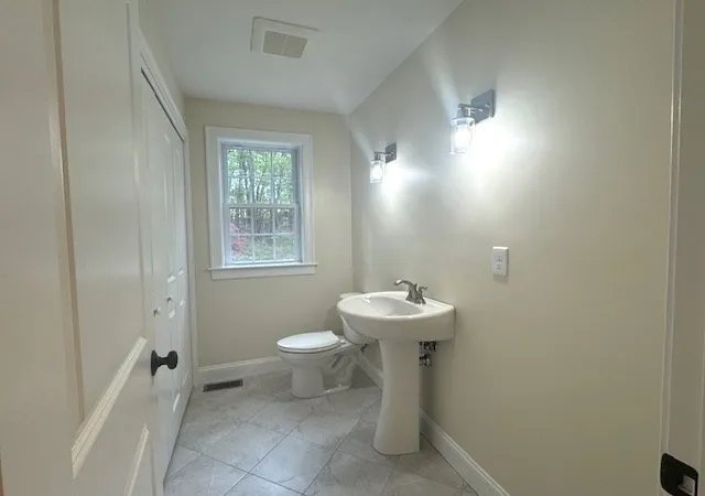 Photo 3 of Single family home for sale at 171 Burrage St, Lunenburg, MA 01462 | MLS# 73540162 | Listing updated on 2026-09-18