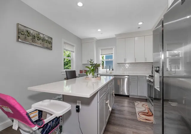 Listing Photo 5 - Condo for sale in building located at 62-64 Edson St, Boston, MA 02124