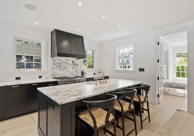 5th image of 55 Maple Avenue, Andover, MA 01810 | MLS# 73554635