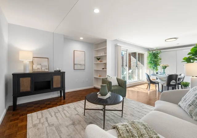 5th image of 130 Mount Auburn St #406, Cambridge, MA 02138 | MLS# 73562506