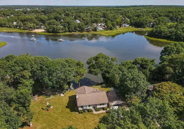 Photo 4 of Single family home for sale at 49 Edgewater Way, Wareham, MA 02571 | MLS# 73528962 | Listing updated on 2026-09-15