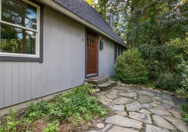 Photo 2 of Single family home for sale at 97 Crossbrook Ave, Amherst, MA 01002 | MLS# 73569165 | Listing updated on 2026-10-05