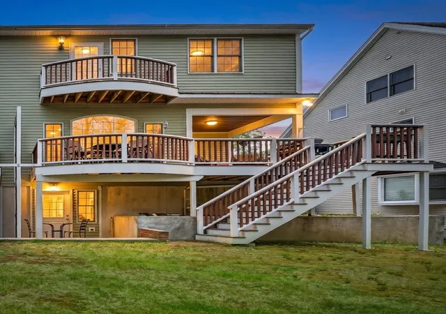 2nd image of 58-60 Tanglewood, Newton Center, MA 02459