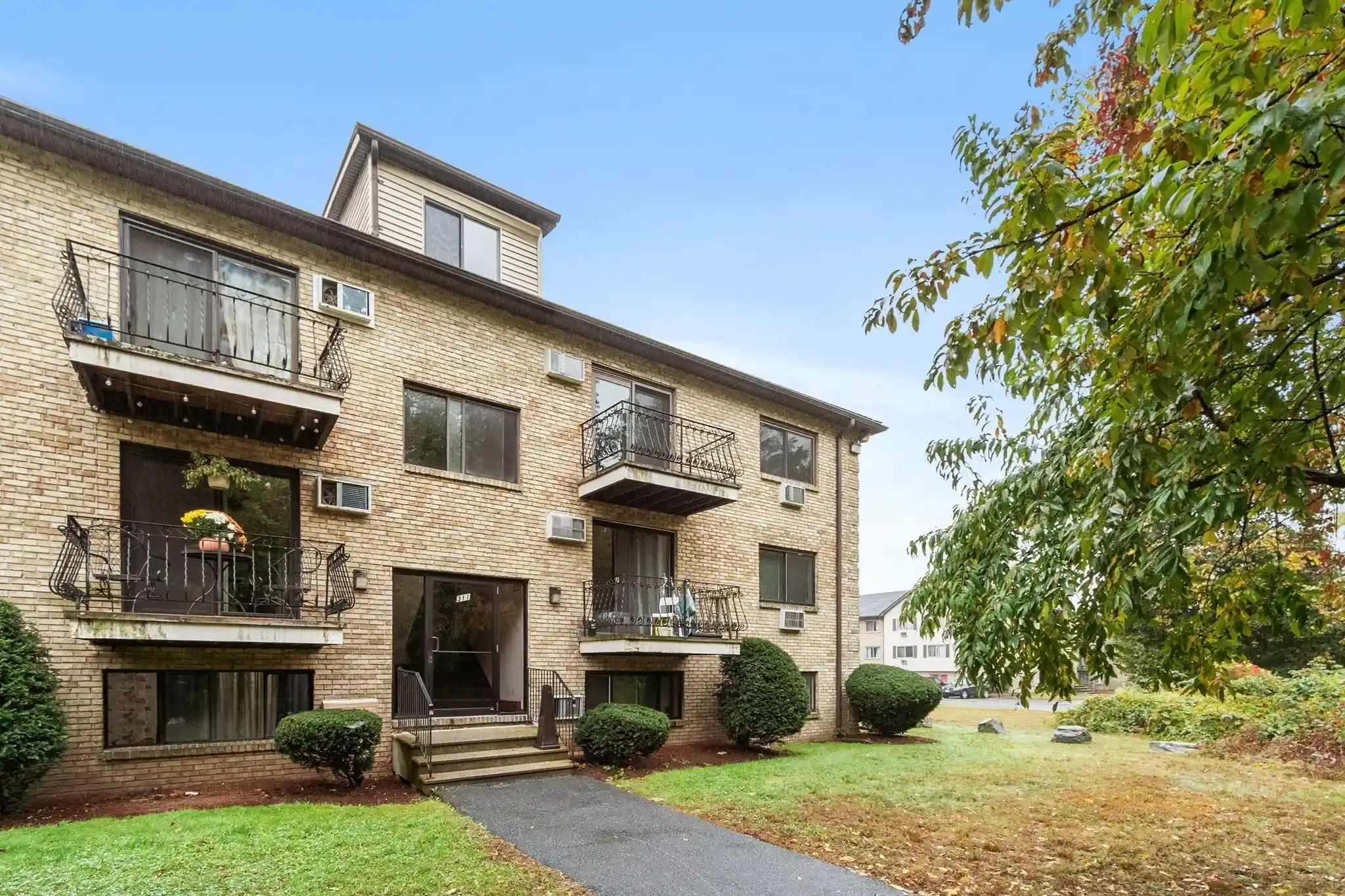 Condo for sale at 311 Pawtucket Blvd #29, Lowell, MA 01854 | MLS# 73590744