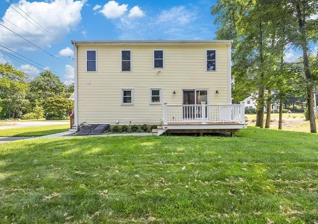 Photo 3 of Sale Pending at 95 Franklin St, Wrentham, MA 02093 | MLS# 73562804 | Listing updated on 2026-09-15