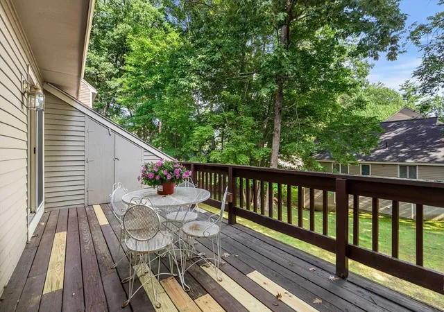 Listing Photo 4 - Condo for sale in building located at 213 Brickett Hl Cir, Haverhill, MA 01830 - Unit #213