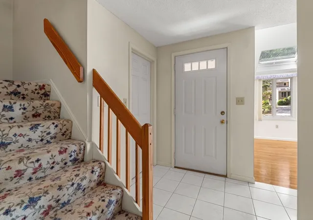 Listing Photo 5 - Condo for sale in building located at 213 Brickett Hl Cir, Haverhill, MA 01830 - Unit #213