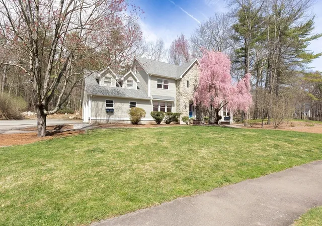 Homes for sale in Foxboro, MA | 8 Windsor Dr, Foxboro, MA 02035 | MLS# 73505046